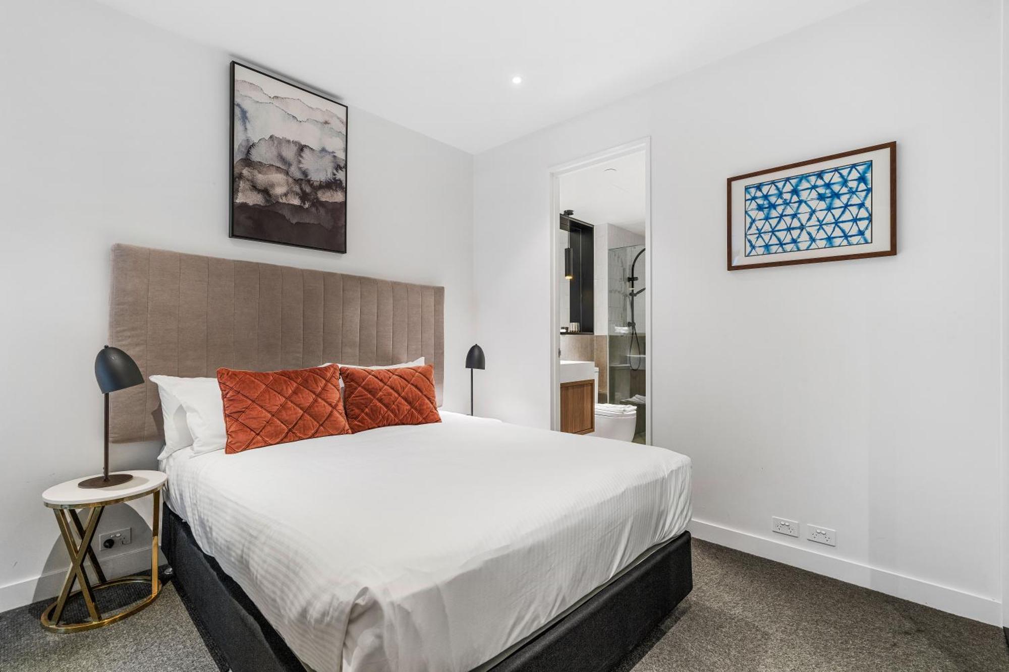 The Eminence Apartments By Cllix Melbourne Exterior photo