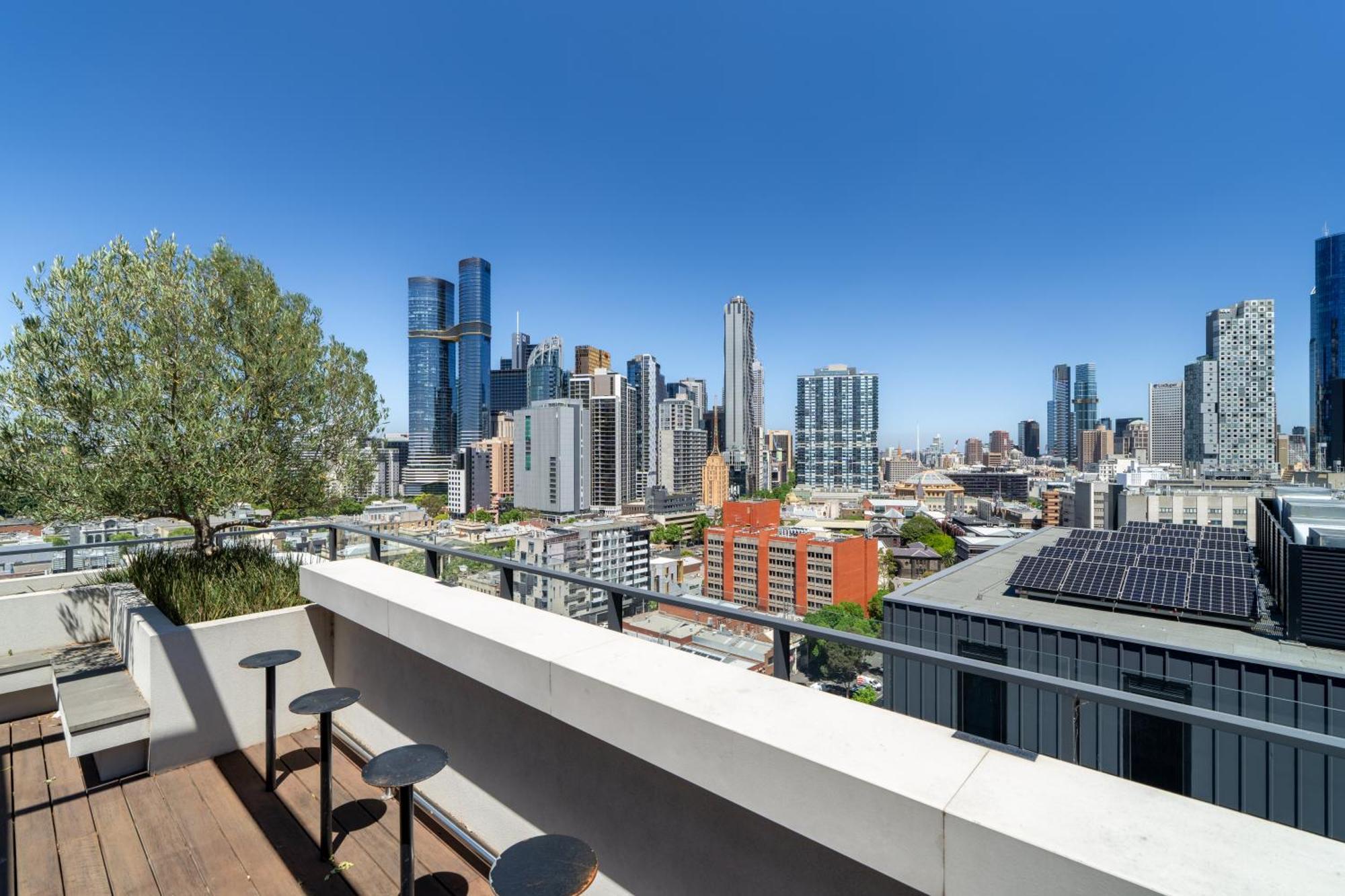 The Eminence Apartments By Cllix Melbourne Exterior photo