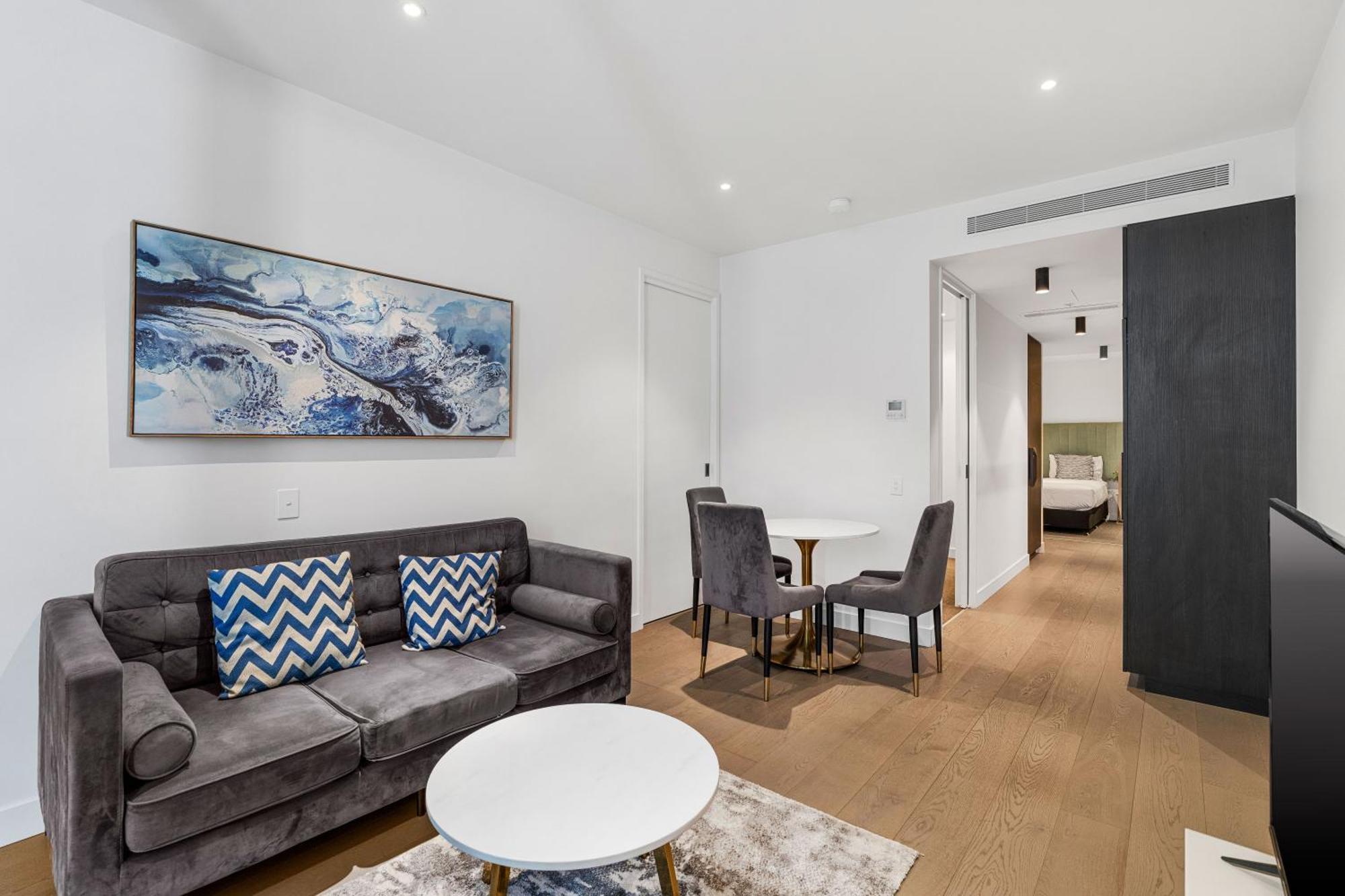 The Eminence Apartments By Cllix Melbourne Exterior photo