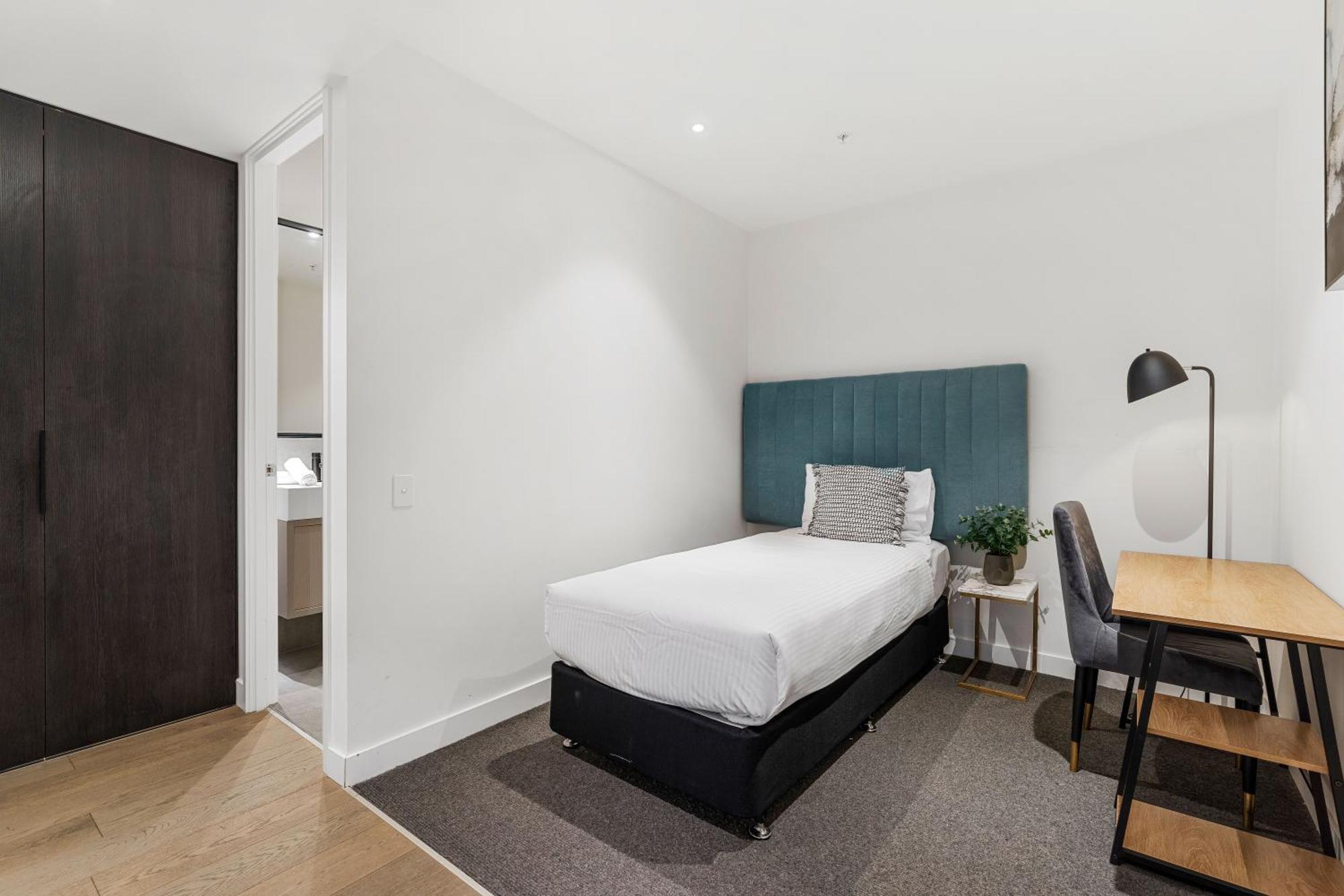 The Eminence Apartments By Cllix Melbourne Exterior photo