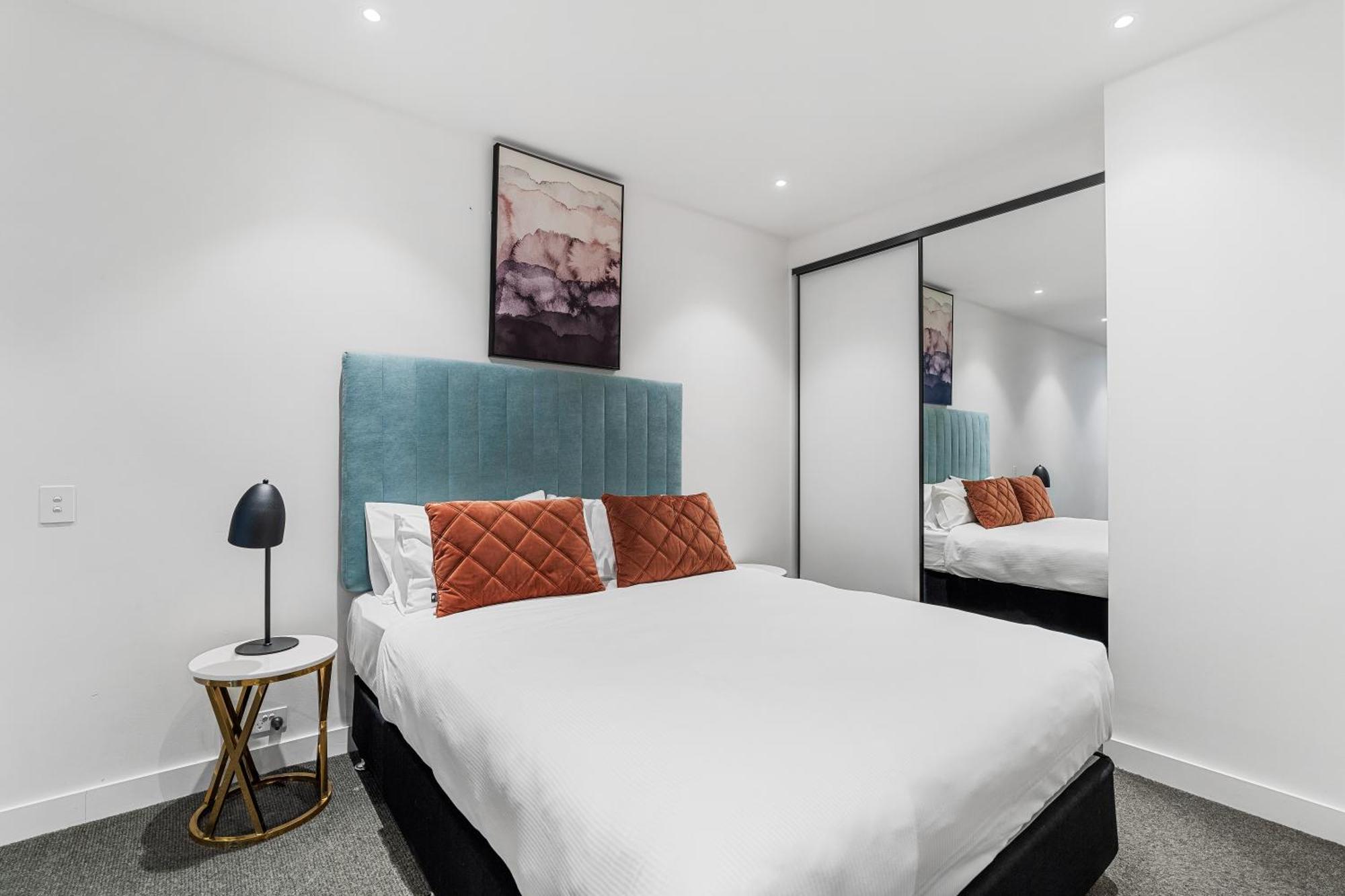 The Eminence Apartments By Cllix Melbourne Exterior photo