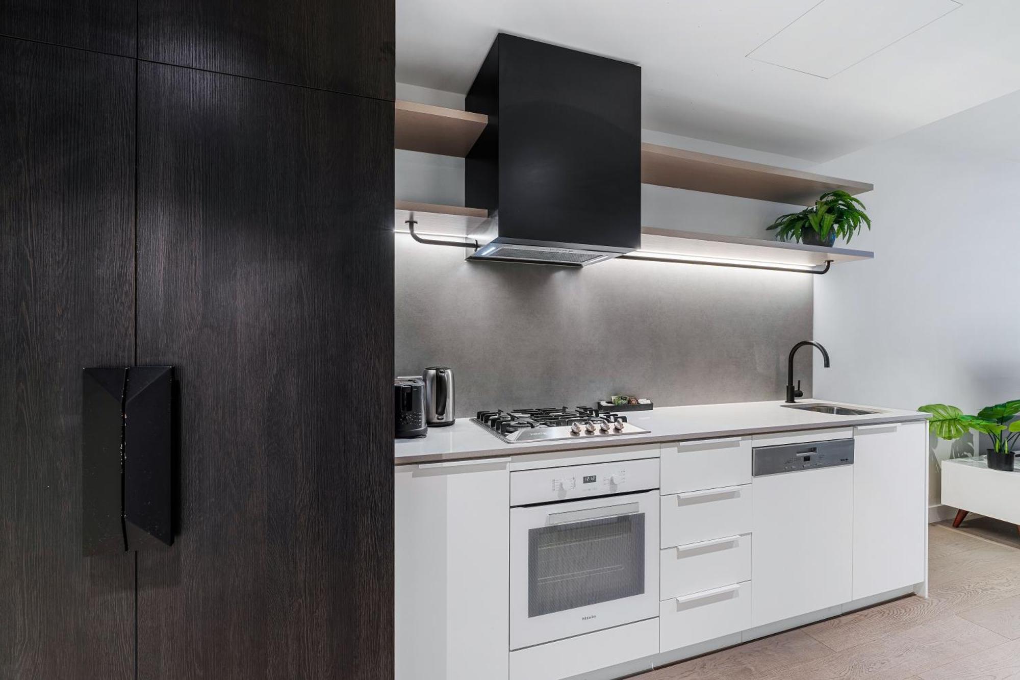 The Eminence Apartments By Cllix Melbourne Exterior photo