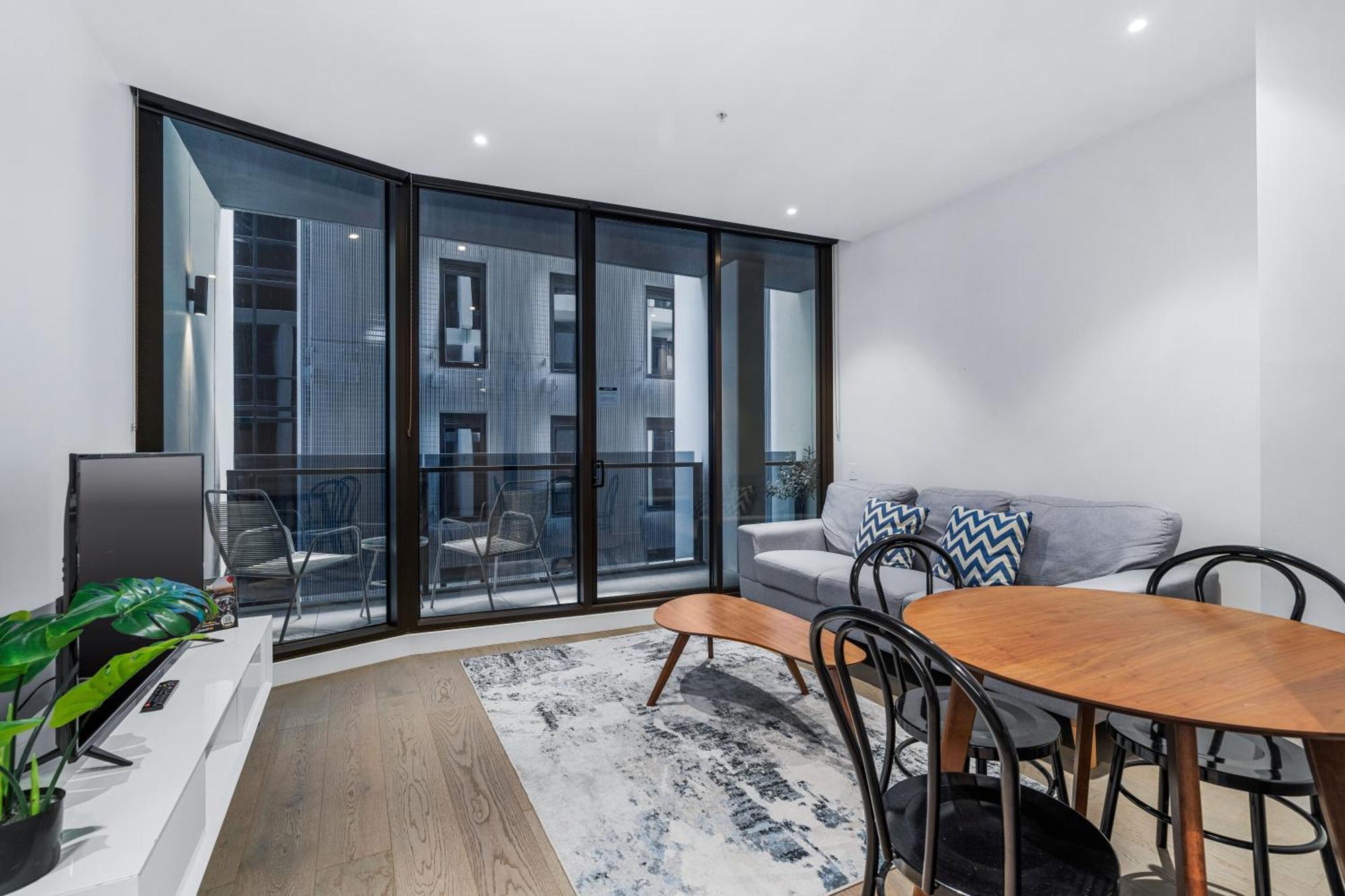 The Eminence Apartments By Cllix Melbourne Exterior photo