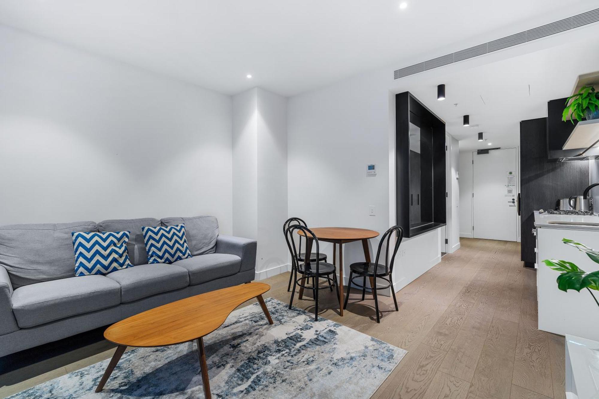 The Eminence Apartments By Cllix Melbourne Exterior photo
