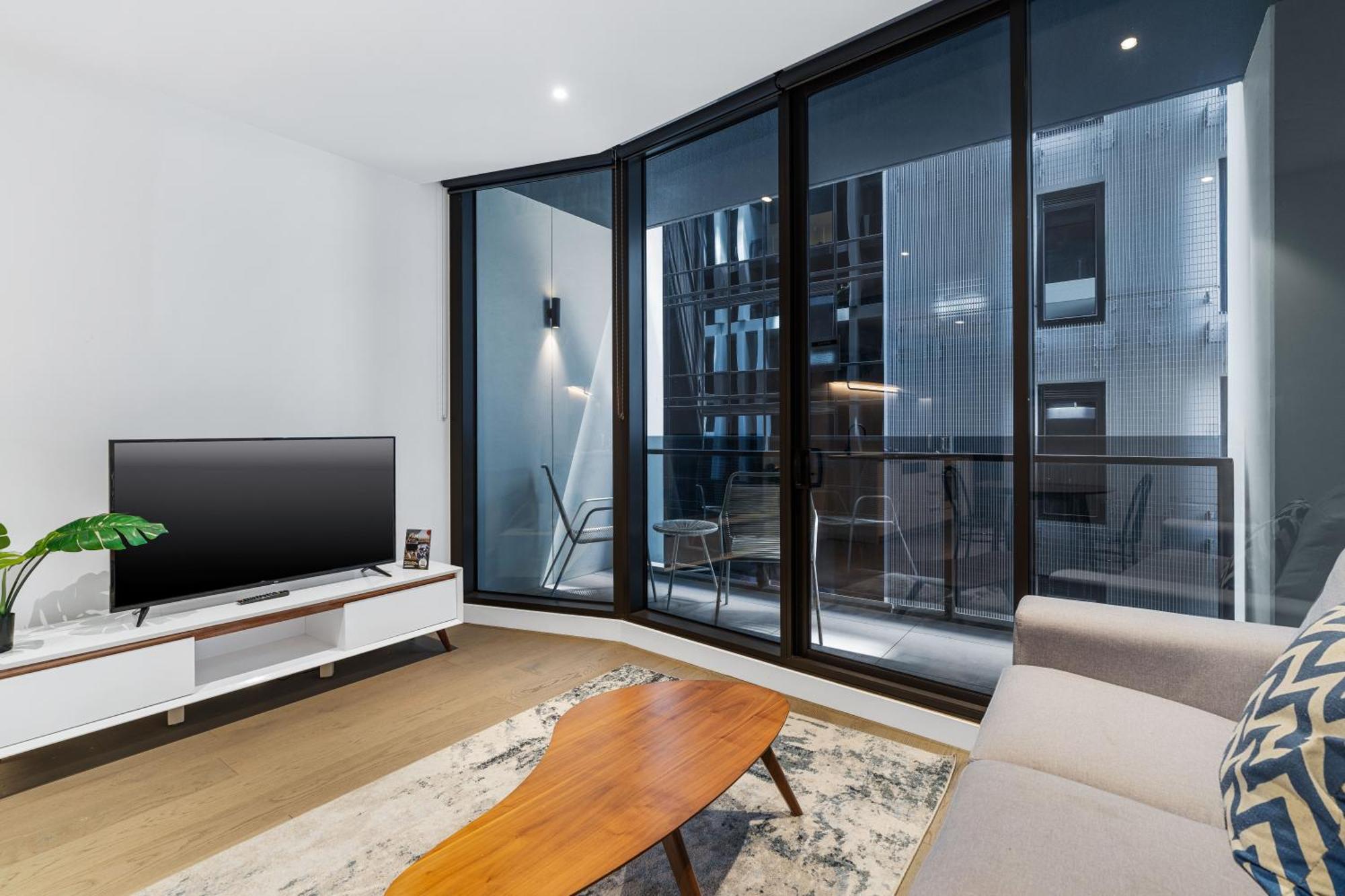 The Eminence Apartments By Cllix Melbourne Exterior photo